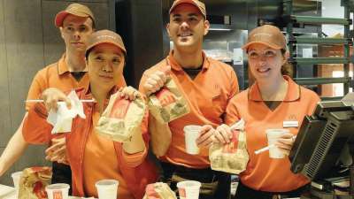 McDonald&rsquo;s cerca addetti alla ristorazione a Pomezia (RM) e Aprilia (LT)