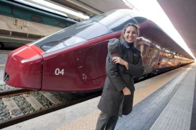160 HOSTESS/STEWARD SUI NUOVI TRENI NTV: PER 45 COLLOQUI SUBITO