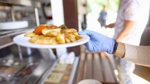 150 NHRG: addetti ricevimento, addetti vendita, camerieri di sala, chef&nbsp;de rang, cuochi,&nbsp;pizzaioli