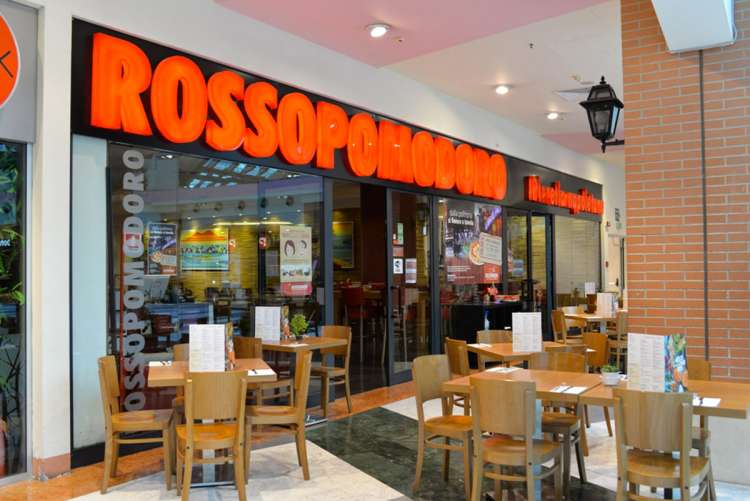 APRI UN RISTORANTE IN FRANCHISING: ROSSOPOMODORO TI ASPETTA