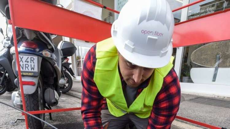 50 posti a tempo indeterminato nel settore delle telecomunicazioni