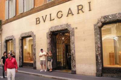 Analisti, direttori e project manager: Bulgari chiama a Roma e Firenze