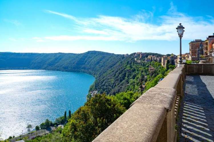 Il Comune di Castel Gandolfo assume 5 diplomati e laureati a tempo indeterminato