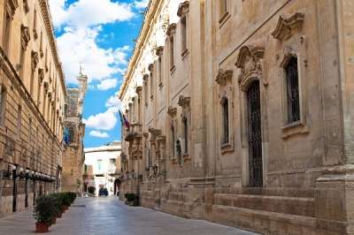 Comune di Lecce: 35 posti a tempo indeterminato per funzionari, amministrativi, tecnici e informatici