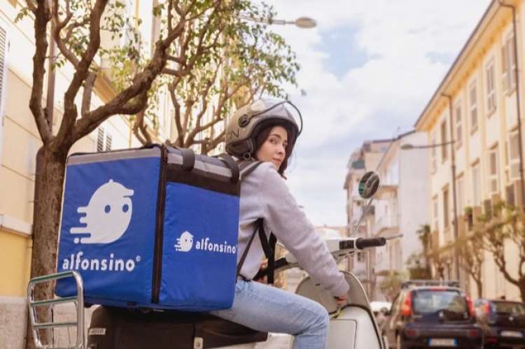 10 addetti alle consegne prodotti alimentari in provincia di Latina