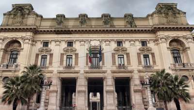 DIRIGENTI E FUNZIONARI: 258 POSTI AL MINISTERO DELL'ISTRUZIONE